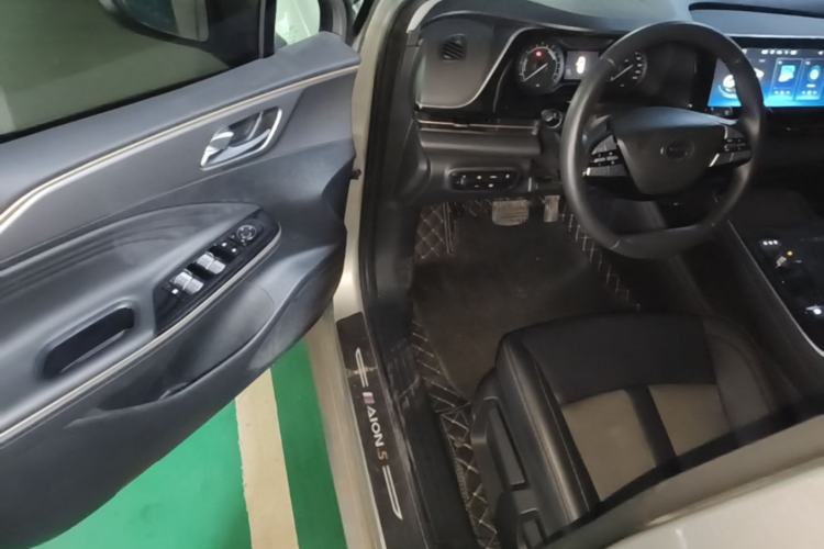 Used AION S 2023 Meizu 580 Lithium Iron Phosphate Driver Seat