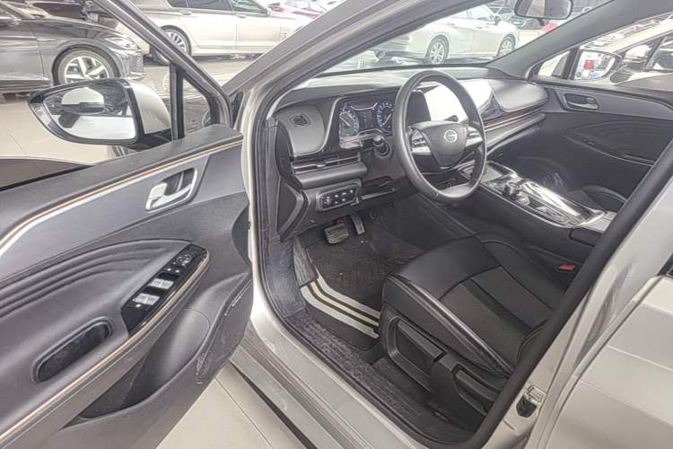 Used AION S 2023 Meizu 580 Lithium Iron Phosphate Driver Seat