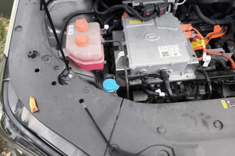 Used AION S 2023 Meizu 580 Lithium Iron Phosphate Engine Bay Right