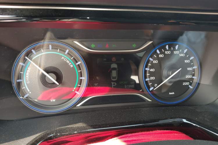Used AION S 2023 Meizu 580 Lithium Iron Phosphate Instrument Cluster