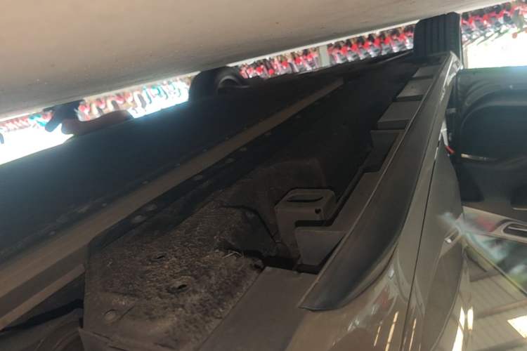Used AION S 2023 Meizu 580 Lithium Iron Phosphate Left Side Sill