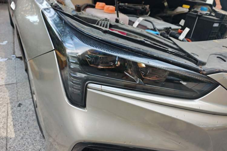 Used AION S 2023 Meizu 580 Lithium Iron Phosphate Right Front Headlight