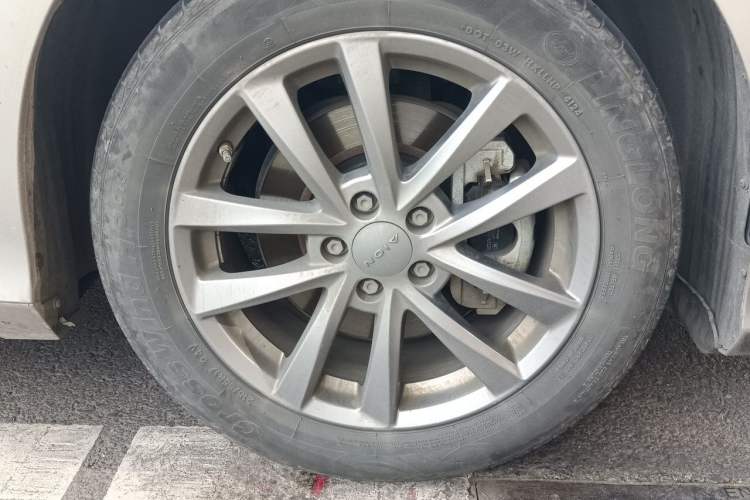 Used AION S 2023 Meizu 580 Lithium Iron Phosphate Right Front Wheel Hub