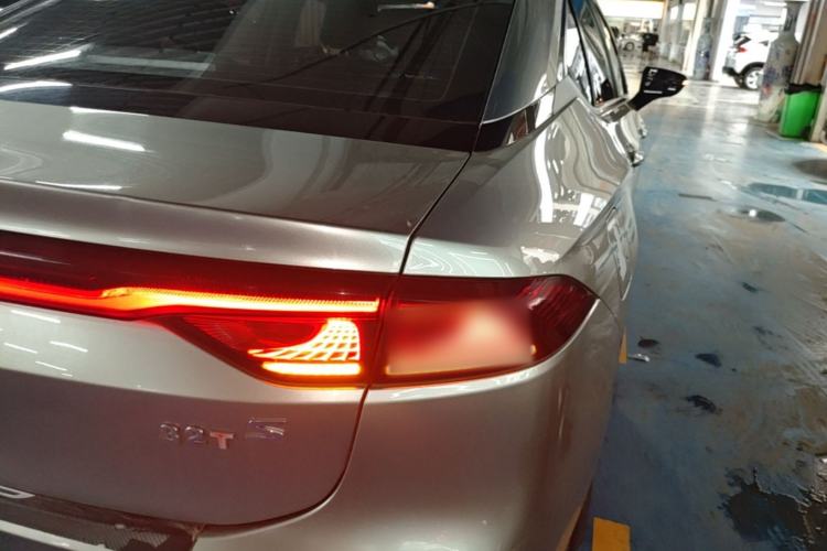 Used AION S 2023 Meizu 580 Lithium Iron Phosphate Right Rear Taillight