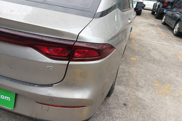 Used AION S 2023 Meizu 580 Lithium Iron Phosphate Right Rear Taillight
