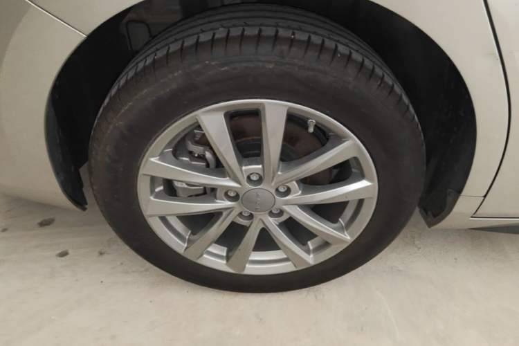 Used AION S 2023 Meizu 580 Lithium Iron Phosphate Right Rear Wheel Hub