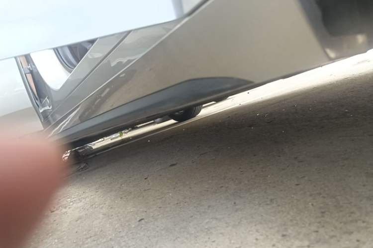 Used AION S 2023 Meizu 580 Lithium Iron Phosphate Right Side Sill