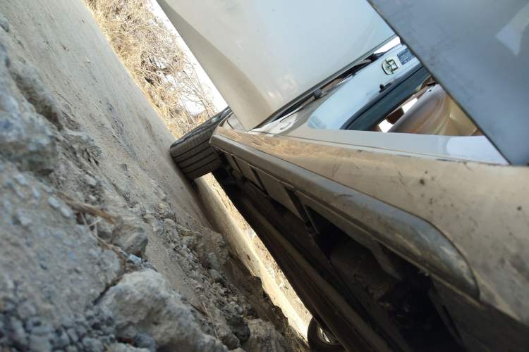 Used AION S 2023 Meizu 580 Lithium Iron Phosphate Right Side Sill