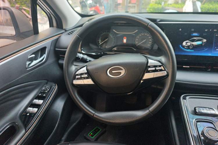 Used AION S 2023 Meizu 580 Lithium Iron Phosphate Steering Wheel