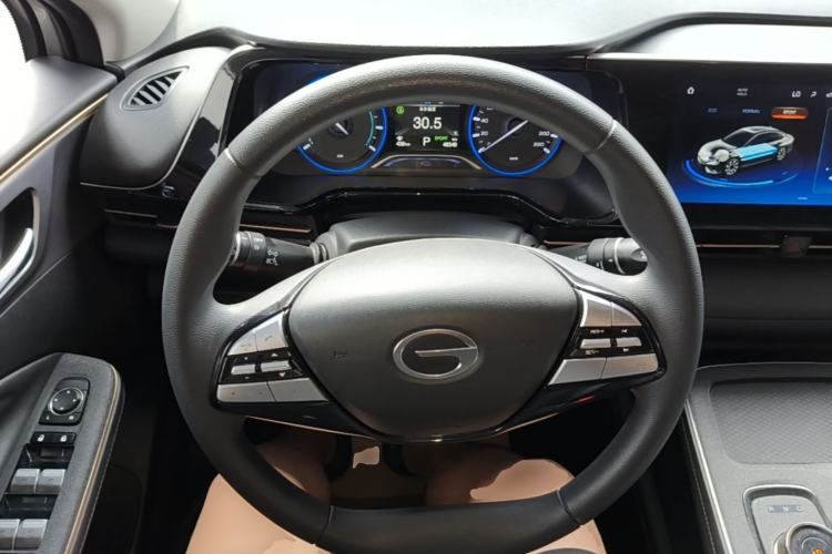 Used AION S 2023 Meizu 580 Lithium Iron Phosphate Steering Wheel