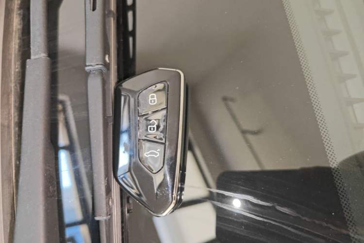 Used AION S 2023 Meizu 580 Lithium Iron Phosphate Vehicle Key