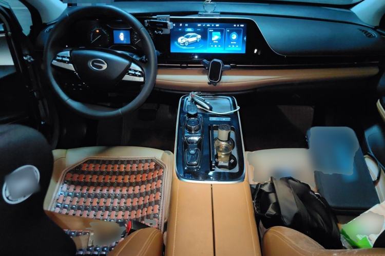 Used AION S 2023 Meizu 580 Lithium Iron Phosphate Center Console