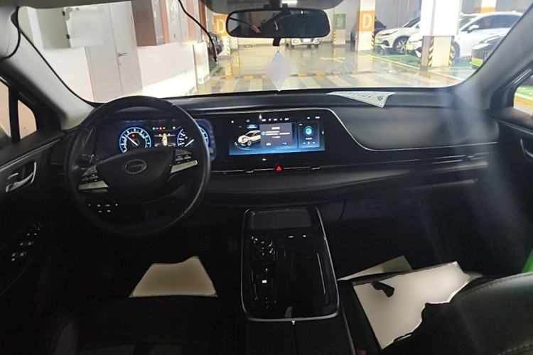Used AION S 2023 Meizu 580 Lithium Iron Phosphate Center Console