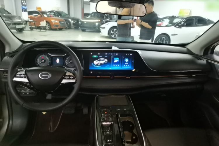 Used AION S 2023 Meizu 580 Lithium Iron Phosphate Center Console