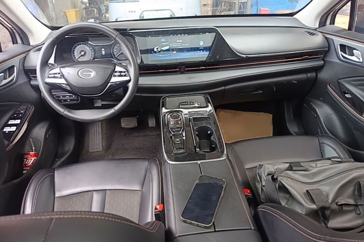 Used AION S 2023 Meizu 580 Lithium Iron Phosphate Center Console