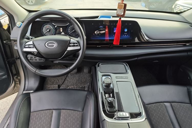Used AION S 2023 Meizu 580 Lithium Iron Phosphate Center Console