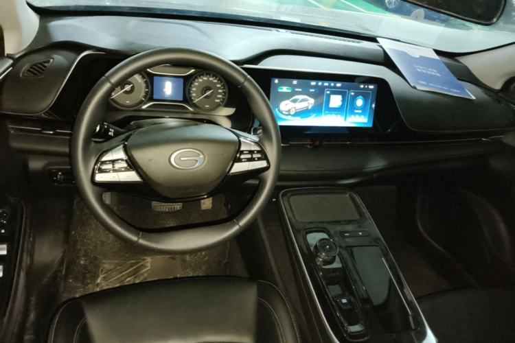 Used AION S 2023 Meizu 580 Lithium Iron Phosphate Center Console