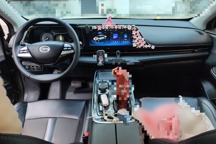 Used AION S 2023 Meizu 580 Lithium Iron Phosphate Center Console