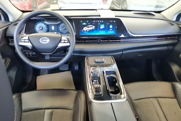 Used AION S 2023 Meizu 580 Lithium Iron Phosphate Center Console