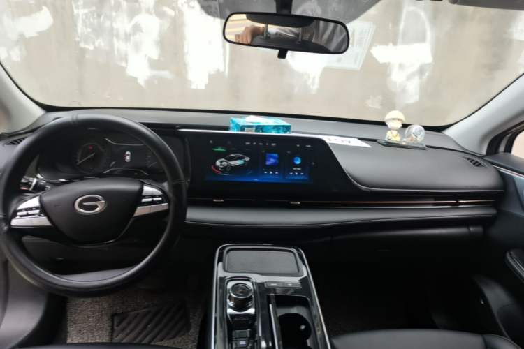 Used AION S 2023 Meizu 580 Lithium Iron Phosphate Center Console