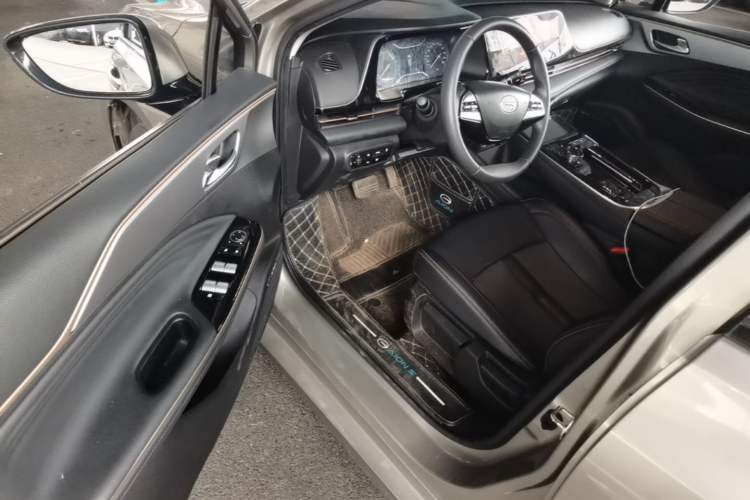 Used AION S 2023 Meizu 580 Lithium Iron Phosphate Driver Seat