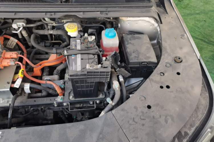 Used AION S 2023 Meizu 580 Lithium Iron Phosphate Engine Bay Left