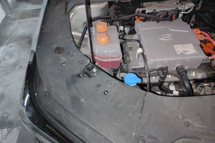 Used AION S 2023 Meizu 580 Lithium Iron Phosphate Engine Bay Right