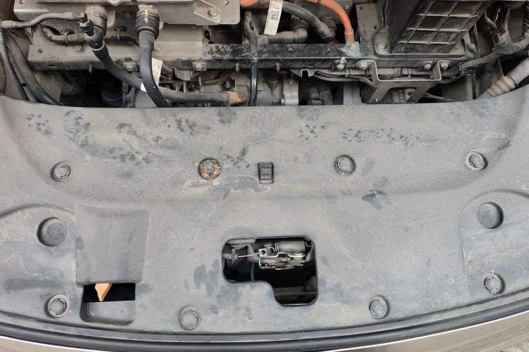 Used AION S 2023 Meizu 580 Lithium Iron Phosphate Engine Bay