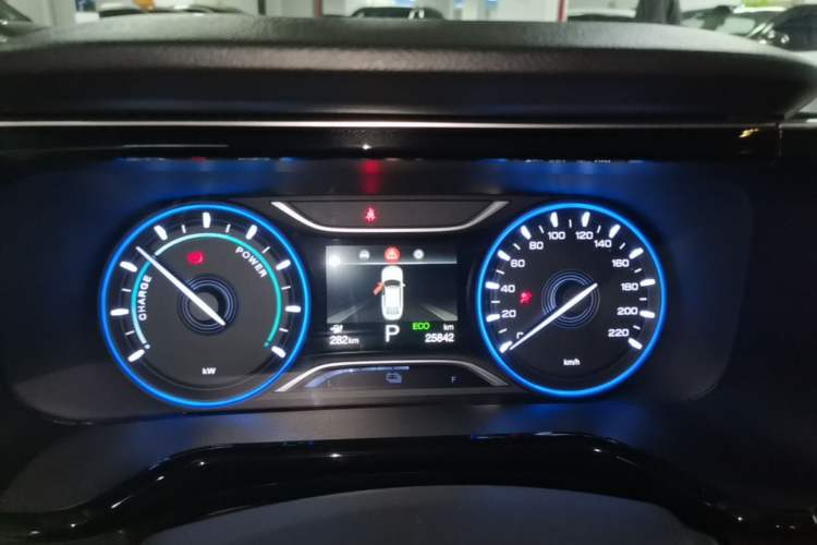 Used AION S 2023 Meizu 580 Lithium Iron Phosphate Instrument Cluster