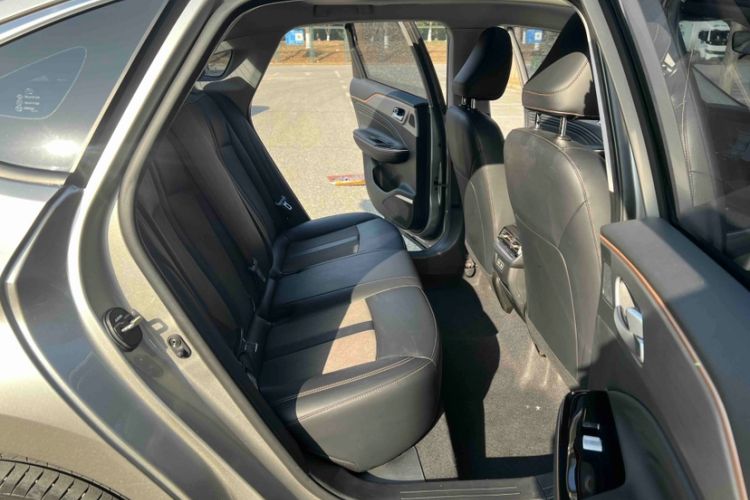 Used AION S 2023 Meizu 580 Lithium Iron Phosphate Interior 1