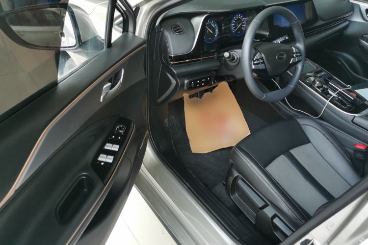 Used AION S 2023 Meizu 580 Lithium Iron Phosphate Interior 3