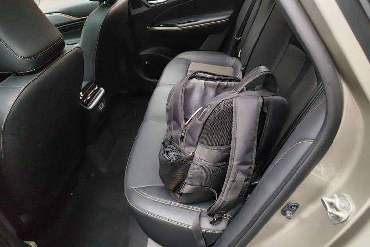 Used AION S 2023 Meizu 580 Lithium Iron Phosphate Interior 4