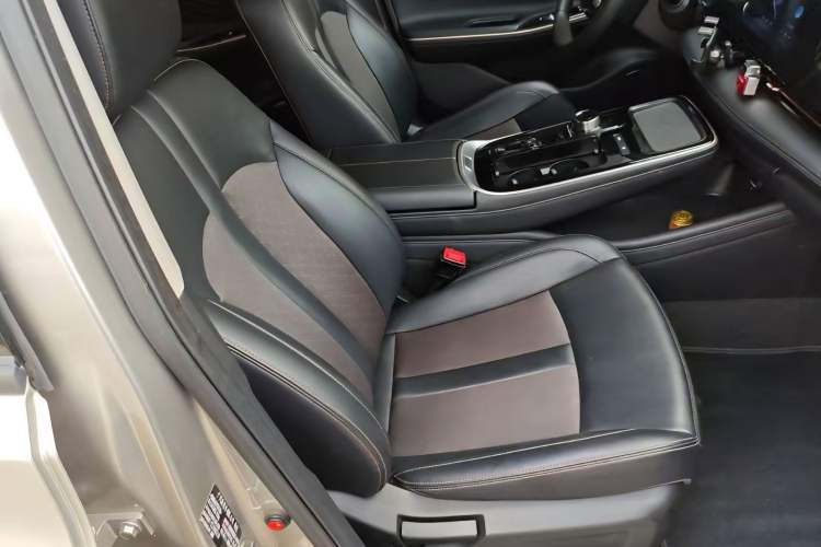 Used AION S 2023 Meizu 580 Lithium Iron Phosphate Interior 5