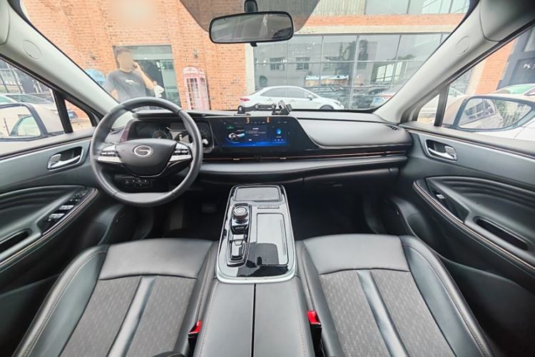 Used AION S 2023 Meizu 580 Lithium Iron Phosphate Interior 9