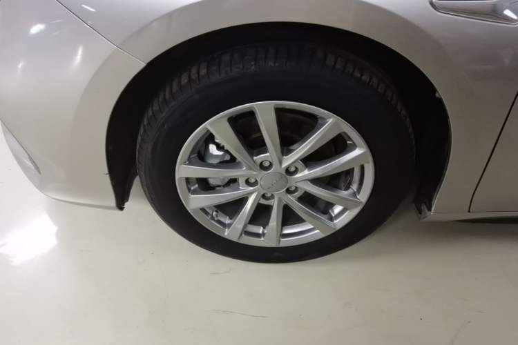 Used AION S 2023 Meizu 580 Lithium Iron Phosphate Left Front Wheel Hub