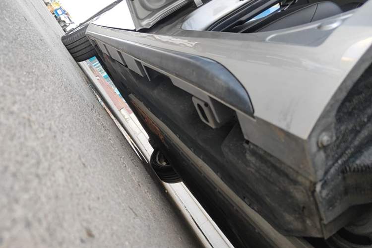 Used AION S 2023 Meizu 580 Lithium Iron Phosphate Left Side Sill