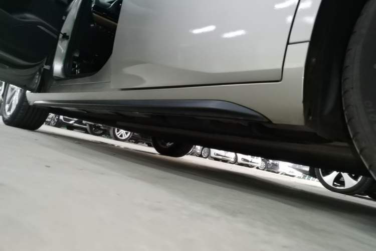 Used AION S 2023 Meizu 580 Lithium Iron Phosphate Left Side Sill