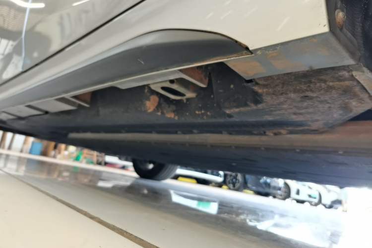 Used AION S 2023 Meizu 580 Lithium Iron Phosphate Left Side Sill