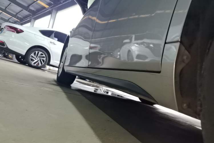 Used AION S 2023 Meizu 580 Lithium Iron Phosphate Left Side Sill