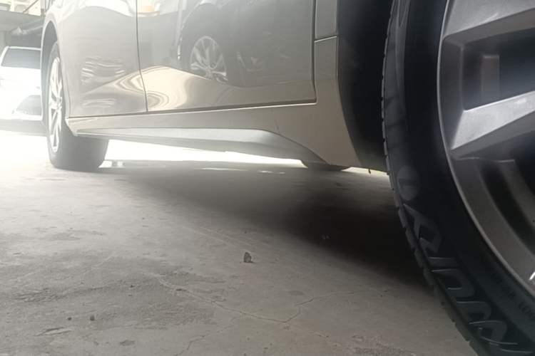 Used AION S 2023 Meizu 580 Lithium Iron Phosphate Left Side Sill