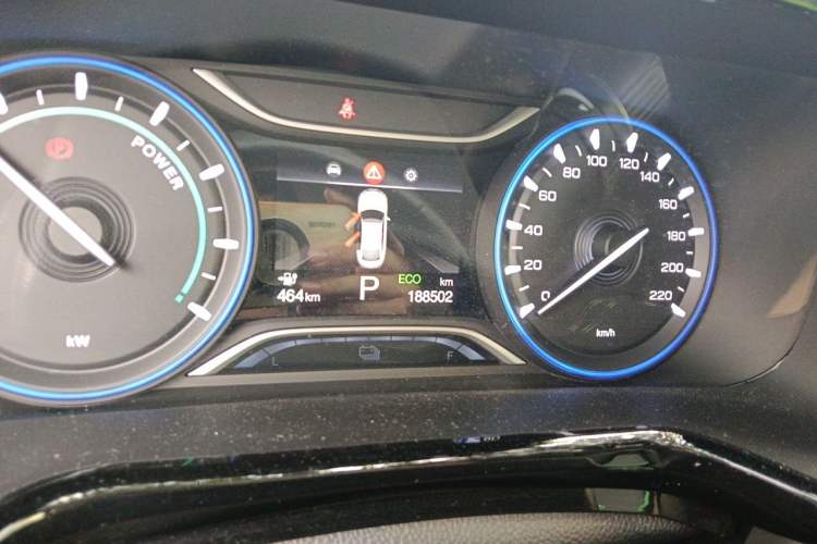 Used AION S 2023 Meizu 580 Lithium Iron Phosphate Odometer Close Up