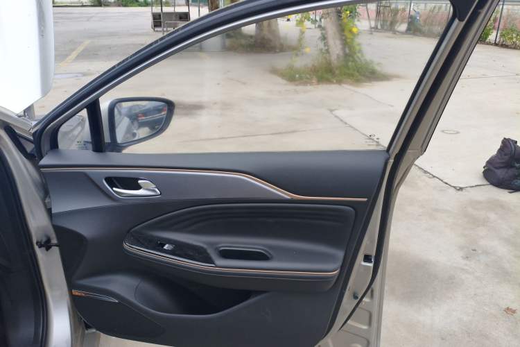Used AION S 2023 Meizu 580 Lithium Iron Phosphate Right Front Door Interior