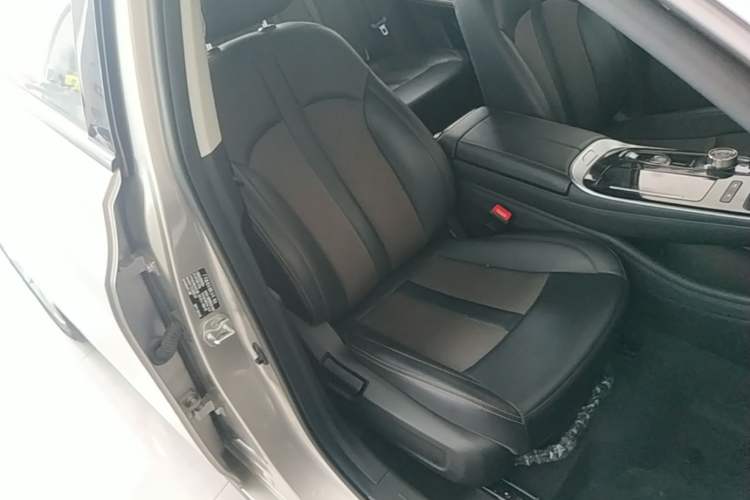 Used AION S 2023 Meizu 580 Lithium Iron Phosphate Right Front Seat