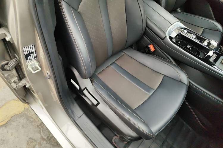 Used AION S 2023 Meizu 580 Lithium Iron Phosphate Right Front Seat
