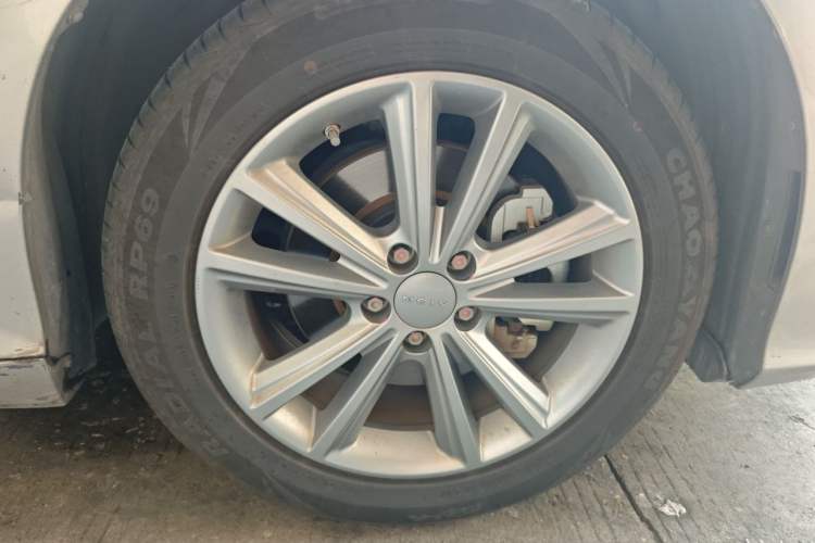 Used AION S 2023 Meizu 580 Lithium Iron Phosphate Right Front Wheel Hub