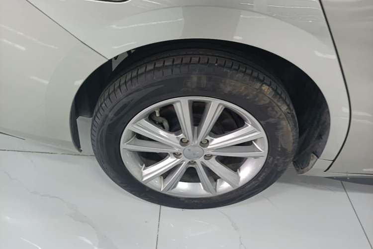 Used AION S 2023 Meizu 580 Lithium Iron Phosphate Right Rear Wheel Hub