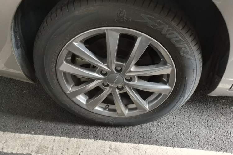 Used AION S 2023 Meizu 580 Lithium Iron Phosphate Right Rear Wheel Hub