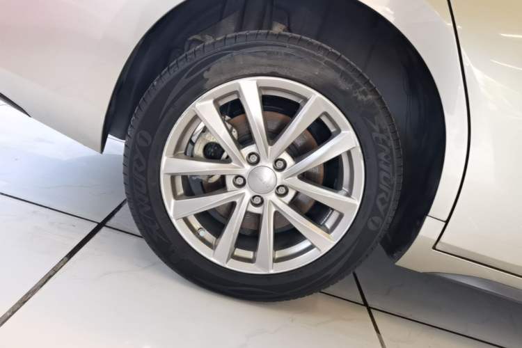 Used AION S 2023 Meizu 580 Lithium Iron Phosphate Right Rear Wheel Hub