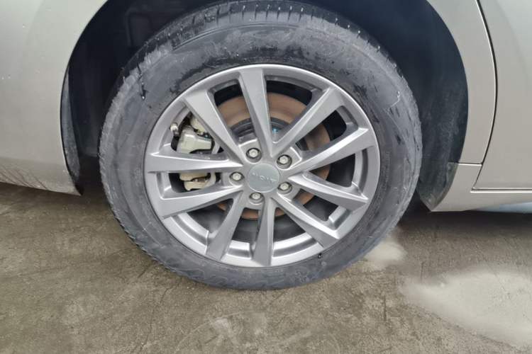 Used AION S 2023 Meizu 580 Lithium Iron Phosphate Right Rear Wheel Hub
