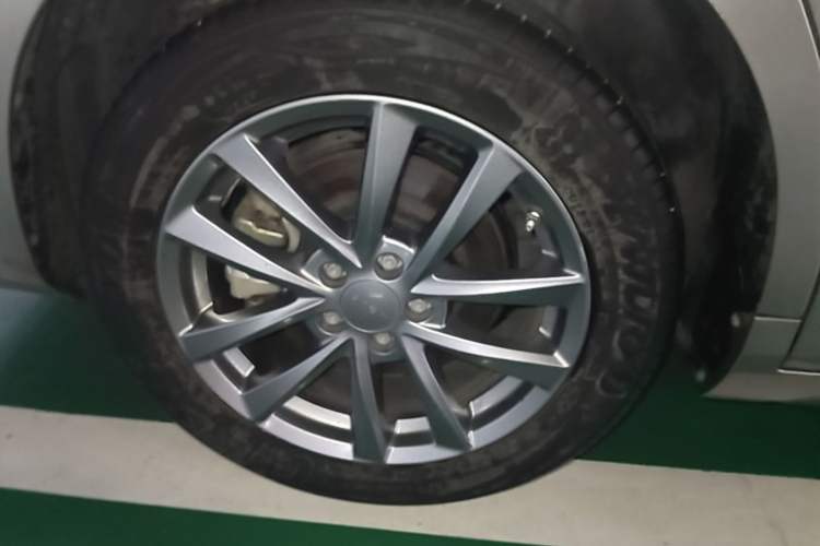 Used AION S 2023 Meizu 580 Lithium Iron Phosphate Right Rear Wheel Hub